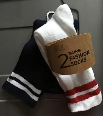 Paquete de 2 calcetines tobilleros de aspecto deportivo para dama 1 x blanco y 1 x zapato azul marino talla 4-8 Foto 1 de 2