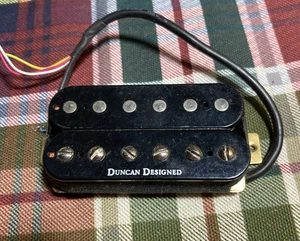 Black Seymour Duncan Designed HB103B Distortion Humbucker Guitar Bridge Pickup - Picture 1 of 4