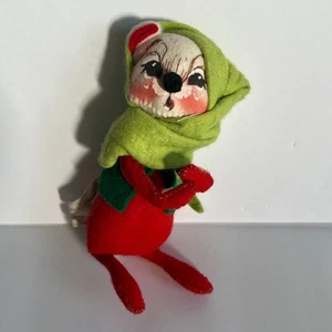 Vintage Christmas Mobilitee Annalee Doll Mouse Felt Caroler USA Grern Scarf - Picture 1 of 4