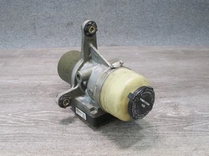 00-05 TOYOTA MR2 SPYDER ZZW30L BOMBA DE DIRECCIÓN ASISTIDA 50 K MILLAS 89657-17010 OEM - Imagen 1 de 11