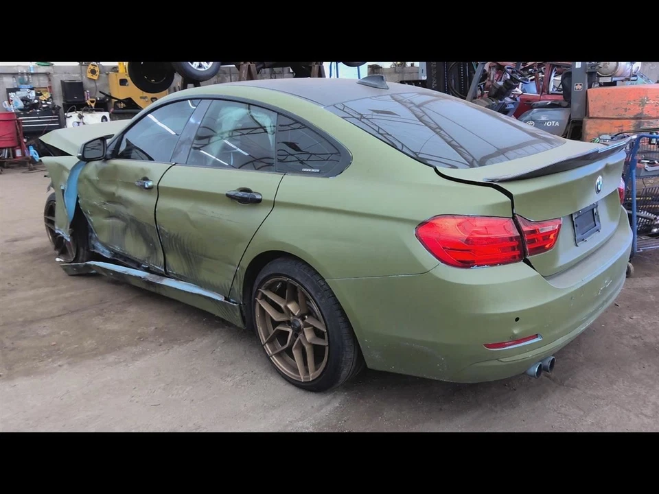 Chassis ECM Fuel Pump Right Hand Inner Quarter Fits 12-19 BMW 640i 6738145 - Image 1 of 4