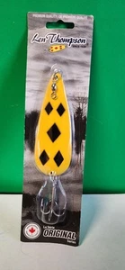 Len Thompson Spoon  Lure  NEW No. 4 - 1 1/8 oz Yellow & Black - Picture 1 of 2