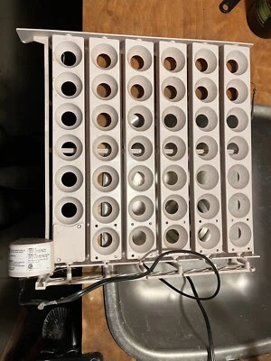 Little Giant Model 6400 - 41 Egg Automatic Egg Turner For Incubator. - Image 1 of 2