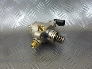 Pompa carburante 06L127025J VW GOLF VII GTI 2.0 TSI - Foto 1 di 1