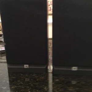  Pair Vintage JBL 2-way P20 Book Shelf Speakers - Bild 1 von 9