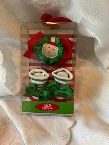 BABY ESSENTIALS-SIZE 0-6 MONTHS HANDBAND AND SOCKS GIRLS FOR CHRISTMAS - Picture 1 of 1
