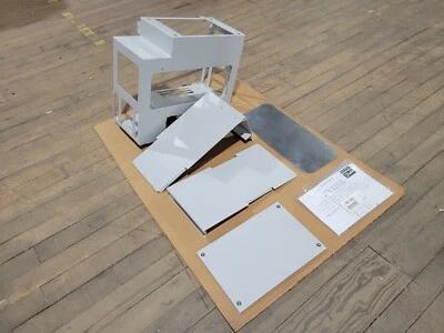 Danfoss 176F1800 NEMA Size 1 Enclosure Gray for Inverter Drives VLT 5032-5100 - Image 1 of 4