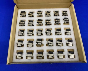 CONECTOR JACK MODULAR ANPHENOL ® / MOTOROLA MRJ-5380-01 / 515-1002-0048 30 PIEZAS - Imagen 1 de 4