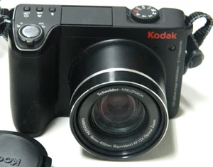 Kodak Easy Share Z8612 IS 8.1mp Digital Camera - Picture 1 of 8