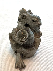 Vintage Spoontiques Pewter Dragon Miniature Hatchling With Crystal Ball M836 - Picture 1 of 12