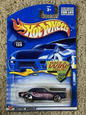 Camaro Collector #139 2002 Hot Wheels 67 escala 1:64 Foto 1 de 2