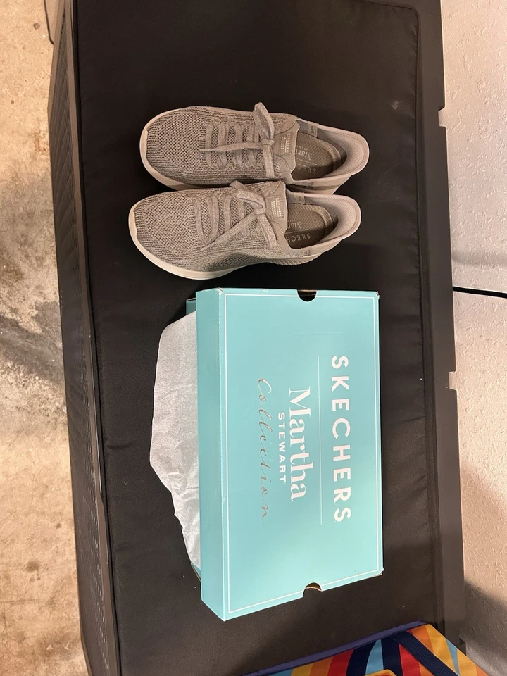 SKECHERS Martha Stewart Ultra Flex 3.0 luz diurna topo talla 8 Foto 1 de 4