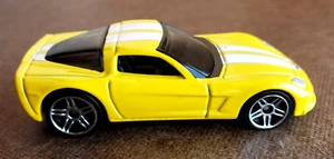 2007 Hot Wheels C6 CORVETTE CHEVROLET Yellow #3/24 Mystery Car 1:64 #K7626 LOOSE - Picture 1 of 14