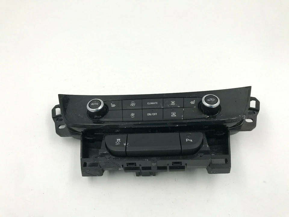 2017 Buick Lacrosse AC Heater Climate Control OEM D02B39010 - Image 1 of 4