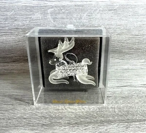 Crystal Glass Reindeer Figurine With Frosted & Clear Details In Display Box - Picture 1 of 10