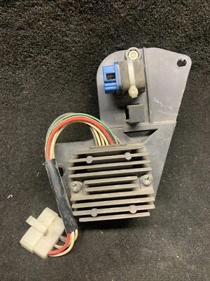 Yamaha Maxim 700 XJ700 Regulador de Voltaje Rectificador XJ700X X Radian 1985 1986 Foto 1 de 4
