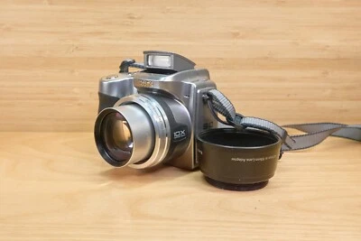 Kodak Easyshare Z740 5 MP Digital Camera, 10x Optical Zoom - Image 1 of 4