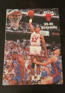 1989-90 CHICAGO BULLS POCKET SCHEDULE,  Scottie Pippen, Budweiser Back - Picture 1 of 4