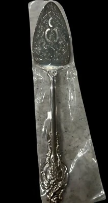 Wallace Silverplate Pie Cake  Server Estate Sale Find Never Used Vintage - Image 1 of 4