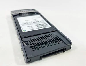 NetApp X371A 960108-00546+A0 960GB 12Gbps 2.5" SAS Solid State Drive SSD - Picture 1 of 4