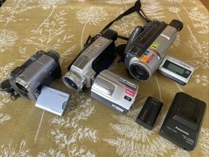 Camcorder & Video Camera Bundle - Sony Handycam Digital 8 + Others - Untested - Picture 1 of 16