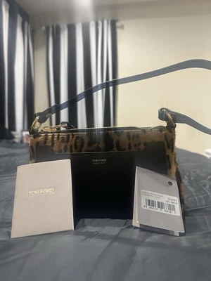 Bolso de pelo de pony con estampado de leopardo Tom Ford Foto 1 de 4