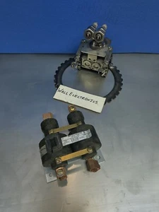 260NO-120A Contactor =Used= - Picture 1 of 4
