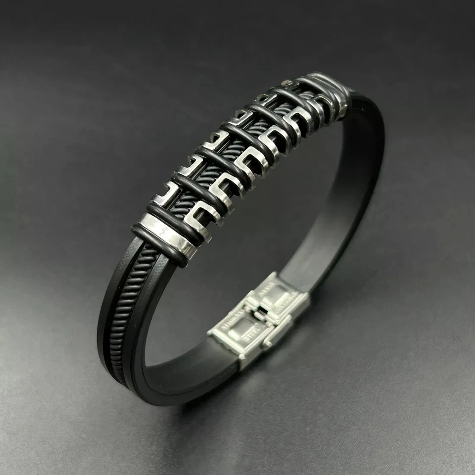 Pulsera de goma plateada, cristal de cuero para hombre con acabado de oro blanco de 14K Foto 1 de 4
