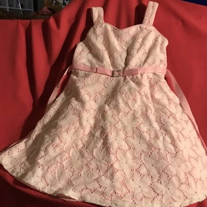 YOUNGLAND PINK AND WHITE LACE DRESS 4T Preowned - Picture 1 of 7