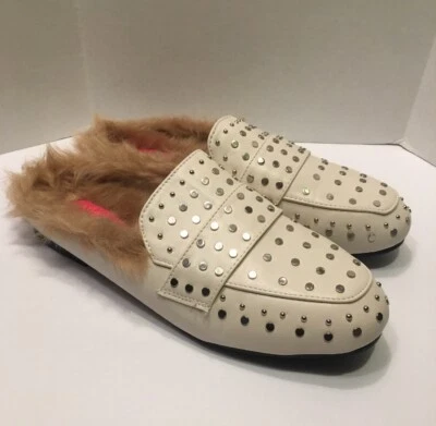 Catherine Malandrino Women’s Armo Faux Fur Trim Nude Studed Mule Flats Size 7 - Image 1 of 4