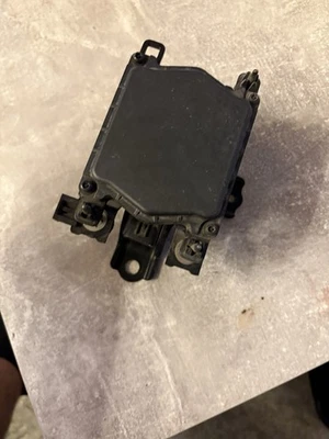 2013-2015 TOYOTA PRIUS V  RADAR DISTANCE SENSOR 88210-47050 230000-6401 OEM - Image 1 of 4
