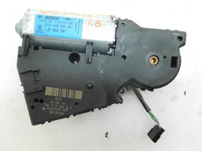 0390200006 Motor de techo 2002 VW PASSAT uHO113 Foto 1 de 4