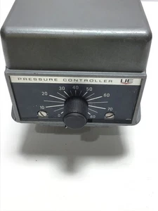 United Electric H300 Pressure Controller - Picture 1 of 7