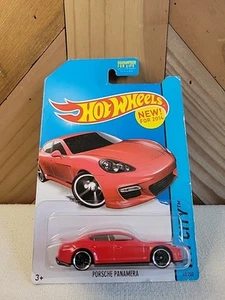 Hot Wheels HW City Porsche Panamera 2014 - Imagen 1 de 3