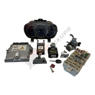 2010 Mitsubishi L200 Warrior 2.5L ECU Kit & Lockset  2006-2010 1860B099 - Image 1 of 4