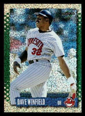 Dave Winfield 1995 Score Platinum Team  Card #80 Cleveland Indians - Image 1 of 2