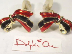 # BOW EARRING PIERCED DESIGNER SIGNED RED BLACK ENAMEL TONE DE992 - Picture 1 of 4