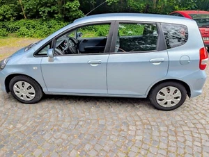 *Honda* Jazz* 129000KM /2006*TÜV Dezember 2026* - Bild 1 von 5