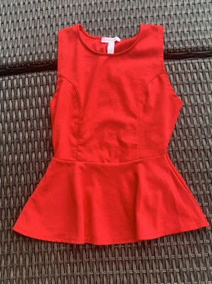 Blusa Red Ambiance Apparel talla pequeña Foto 1 de 4