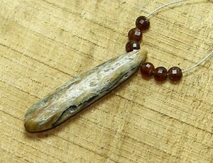 Cuentas de pera jaspe granate rojo natural de 13,6 quilates piedras preciosas sueltas tamaño 37x8 mm 7 un. - Imagen 1 de 7