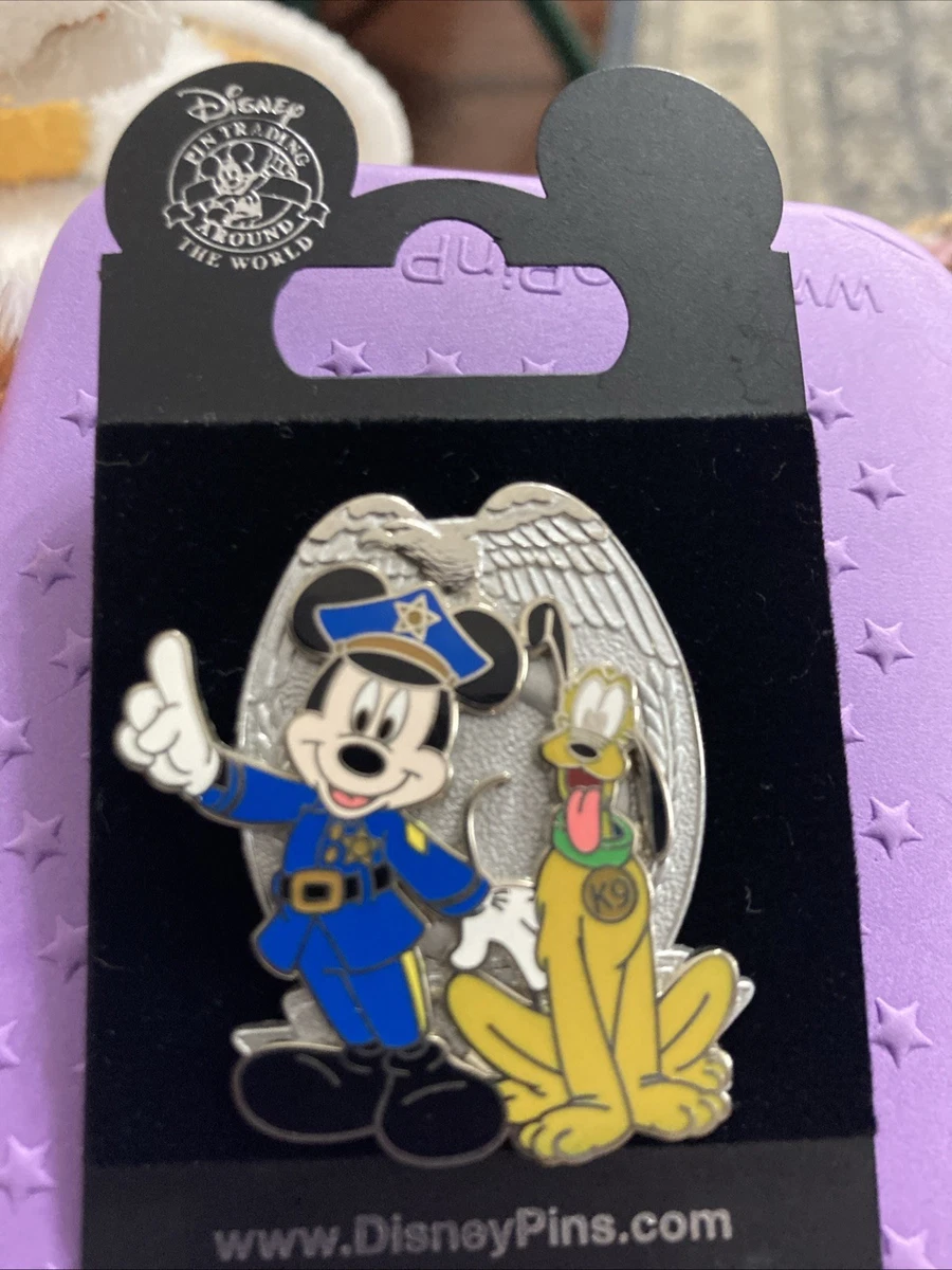 レア☆ミッキーマウス Mickey Mouse 警察官 セキュリティー フィギュア