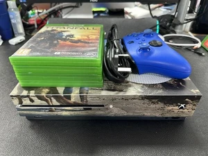 Microsoft Xbox One S 1TB Konsole Bundle mit 4 Spielen & Controller - Überholt - Bild 1 von 17