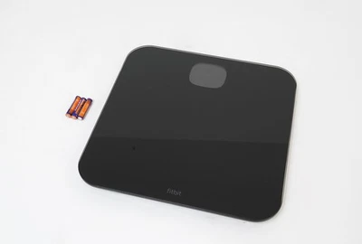 Умные цифровые весы Fitbit FB203BK Aria Air - черные - Изображение 1 из 3