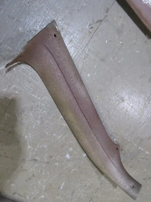 Chevrolet Biscayne Yeoman 1958 interior parabrisas techo pilar adorno DF Foto 1 de 2