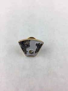 Green White and Blue Puzzle Geometric Collectible Souvenir Pin 3/4" x 1/2" - Picture 1 of 2