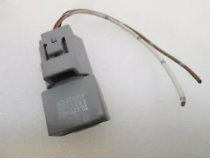 TOYOTA CAMRY IGNITER RELAY 90980-04083 - Picture 1 of 3