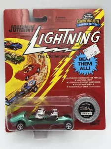 Johnny Lightning the Challengers Triple Threat Series 3 1/64 Scale FREE SHIPPING - Picture 1 of 4