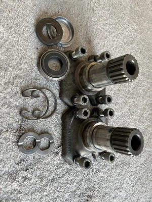 Flanges de transmissão transaxle Porsche 912 para meio eixo Nadella - Imagem 1 de 4