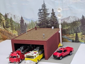 NEW BUILT O SCALE GAUGE FIRE STATION FOR TRAIN LAYOUT FIRE TRUCKS CHIEF FIGHTER  - Picture 1 of 9