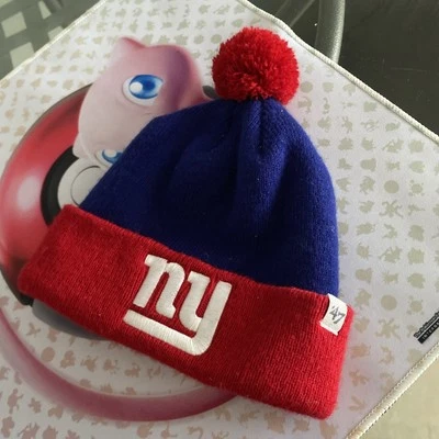 Oficial NFL NY Giants Infantil Tejido Sombrero Gorra Gorro pom pom 47 Totalmente Nueva York Foto 1 de 3